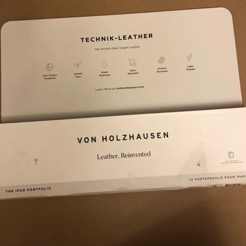 Van Holzhausen Technik Leather 12.9” Apple Pro Sleeve